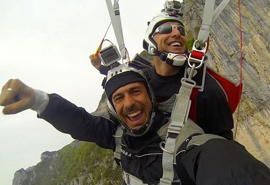 Tandem Base Jump - Lanciati.it